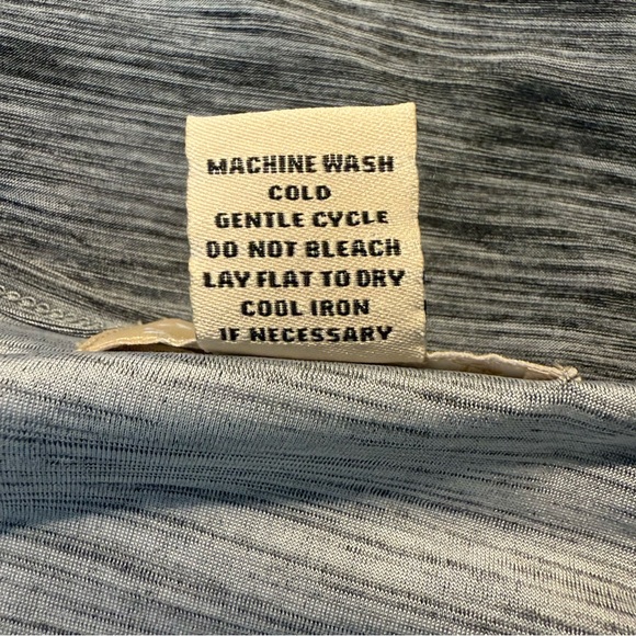 Charcoal Heather Women's Short Sleeve Top ~ 2X - Picture 6 of 6